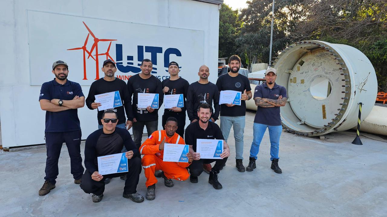 WhatsApp Image 2025-10-31 at 13.04.01